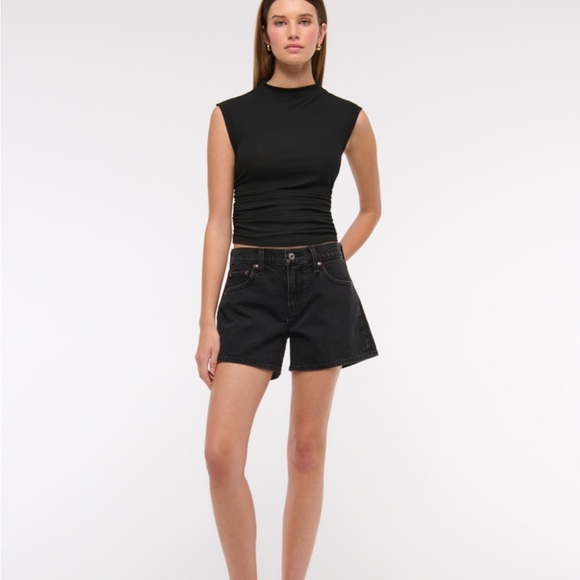 Abercrombie Mid Rise A-Line Shorts Black Denim Size 31 NWT 4” Inseam - Picture 9 of 10